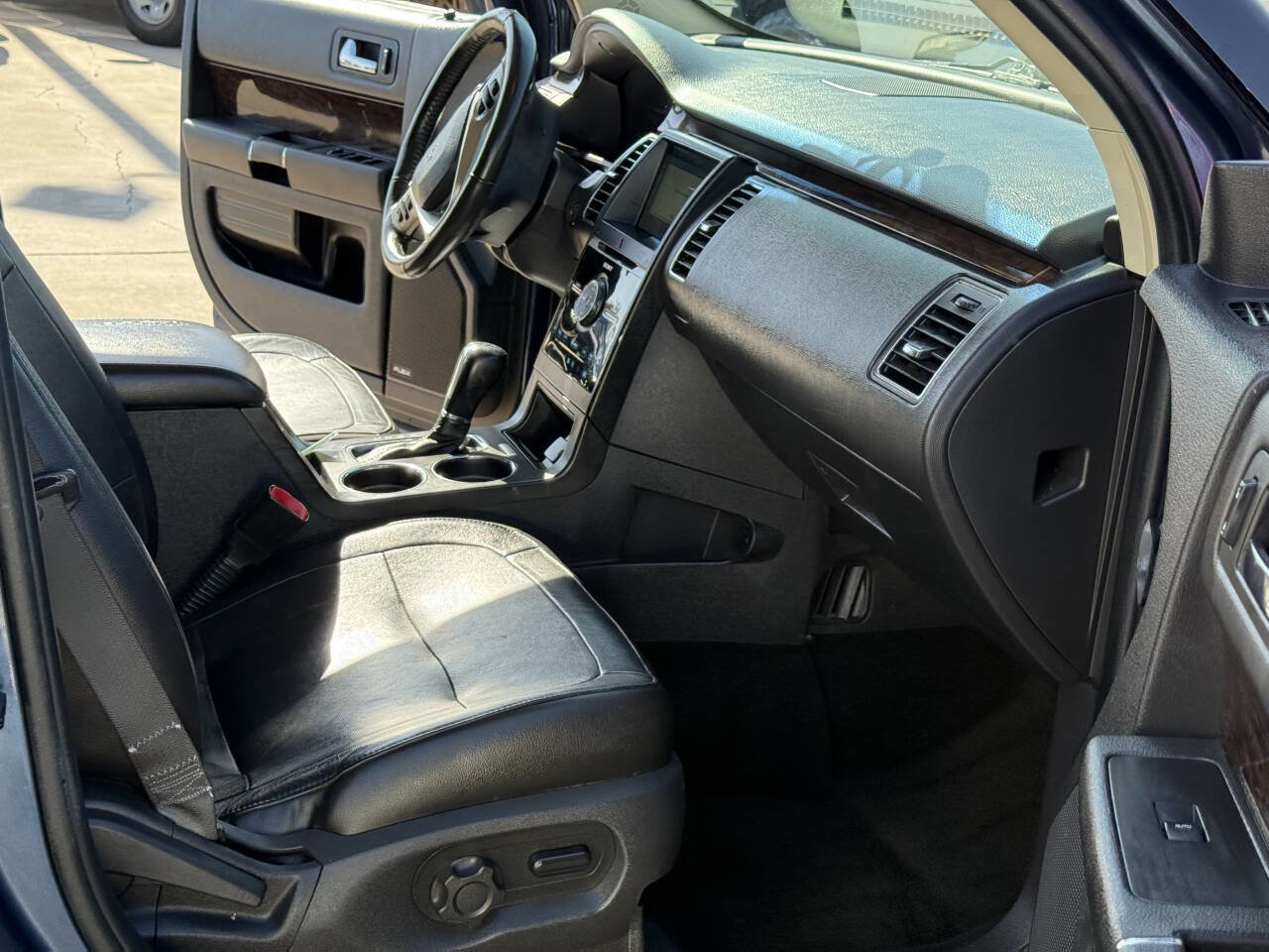 Used 2018 Ford Flex Limited FWD image 21
