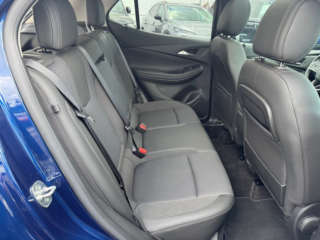 Used 2023 Buick Encore GX Select w/ Experience Buick Package AWD/4WD image 32