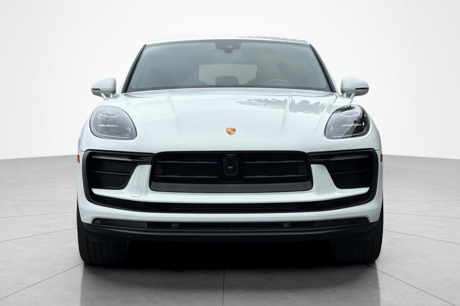 Used 2023 Porsche Macan AWD/4WD image 8
