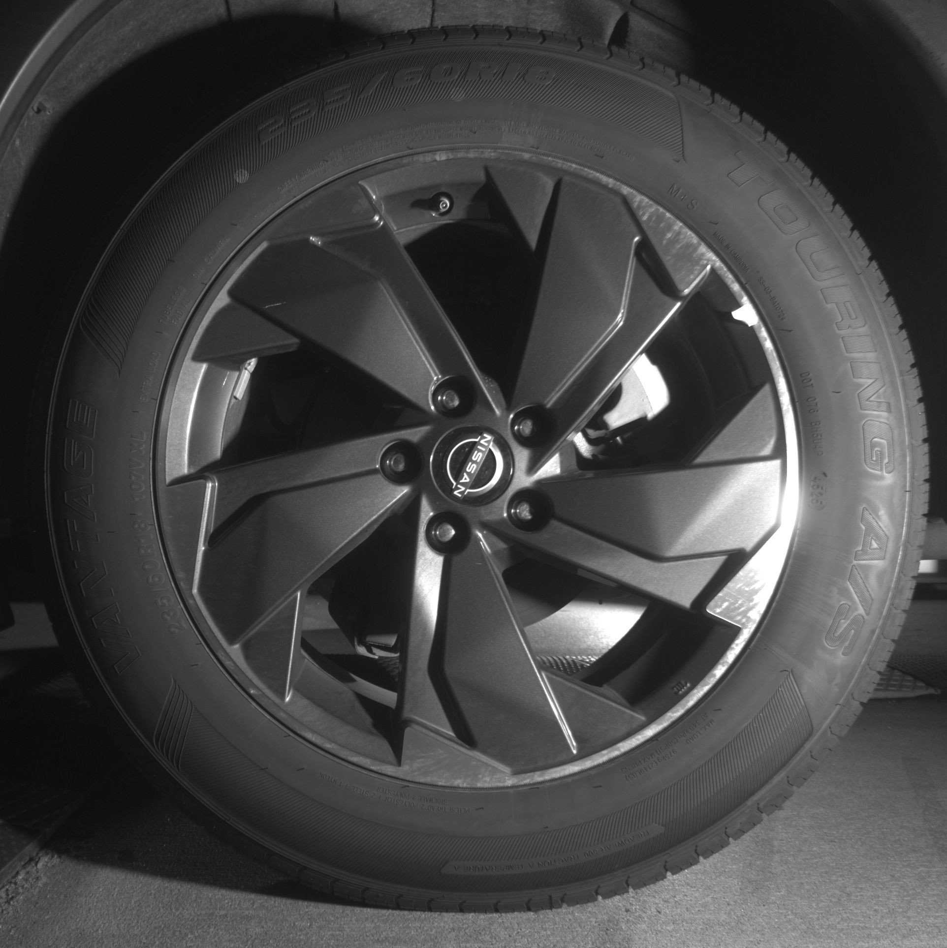 Used 2025 Nissan Rogue SV image 14