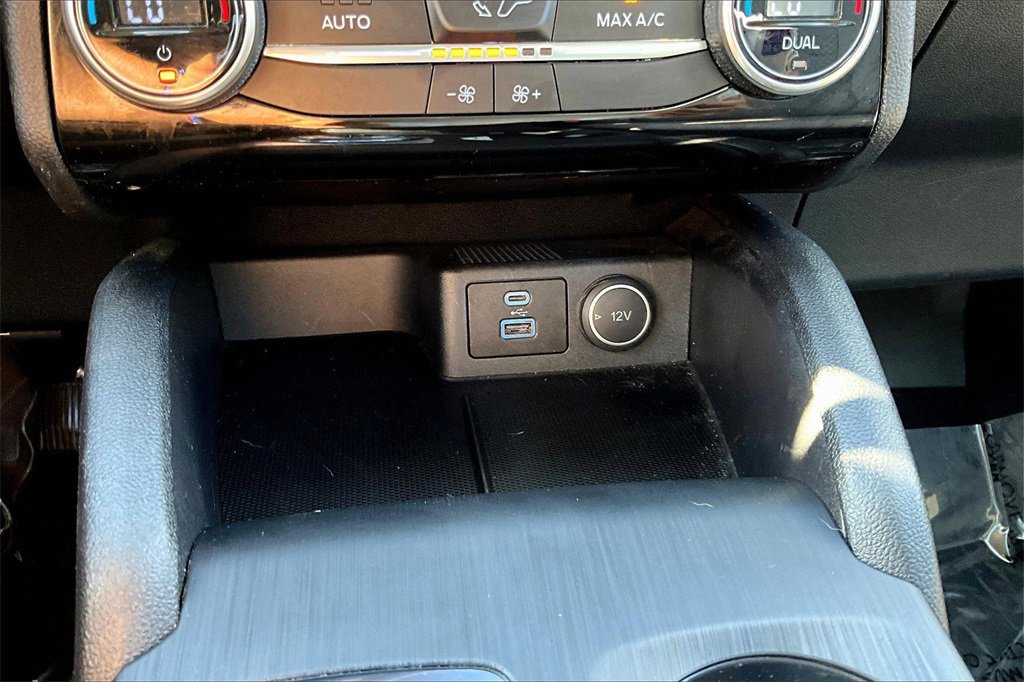 Certified 2021 Ford Escape SE image 26