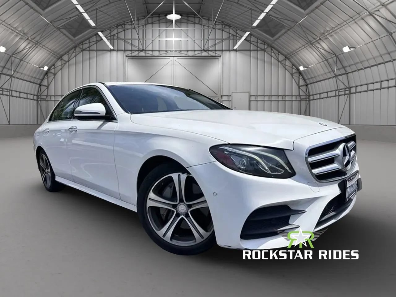 Used 2017 Mercedes-Benz E 300 image 4