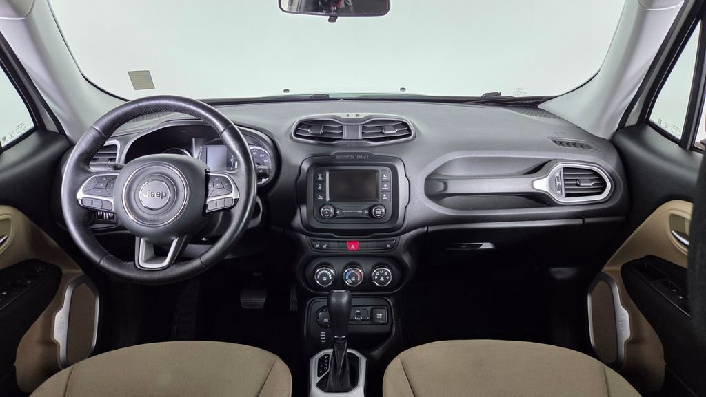 Used 2015 Jeep Renegade Latitude w/ Cold Weather Group AWD/4WD image 34