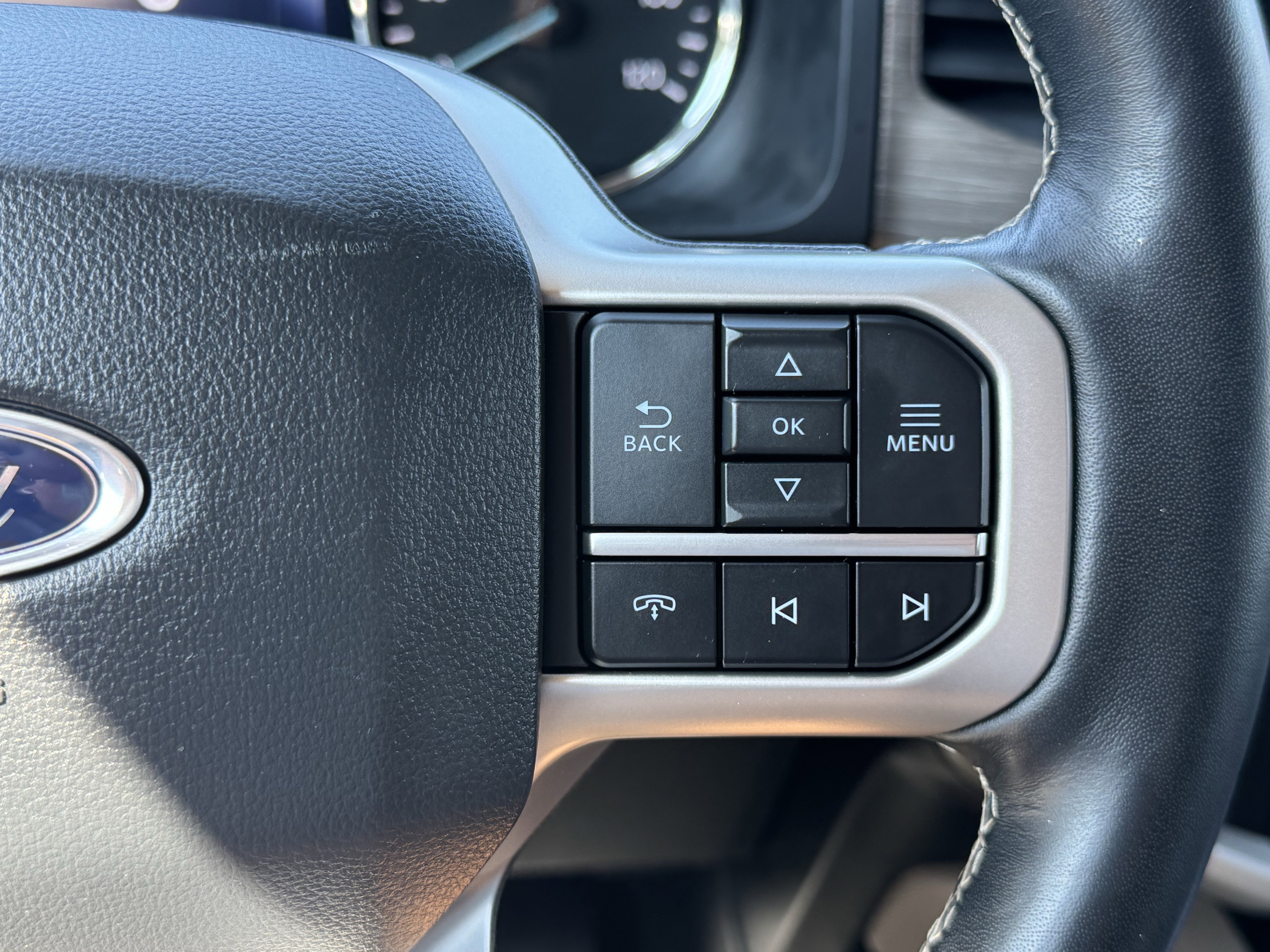 Certified 2024 Ford Expedition Limited image 17