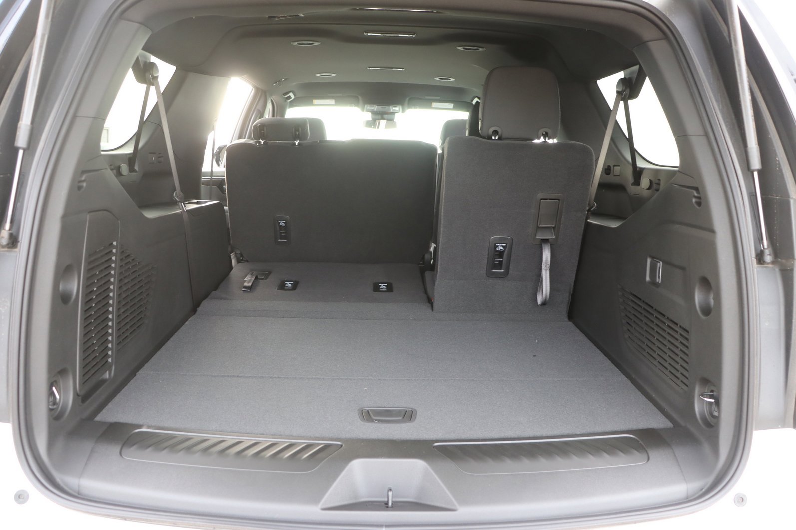 New 2026 Chevrolet Suburban LS image 29