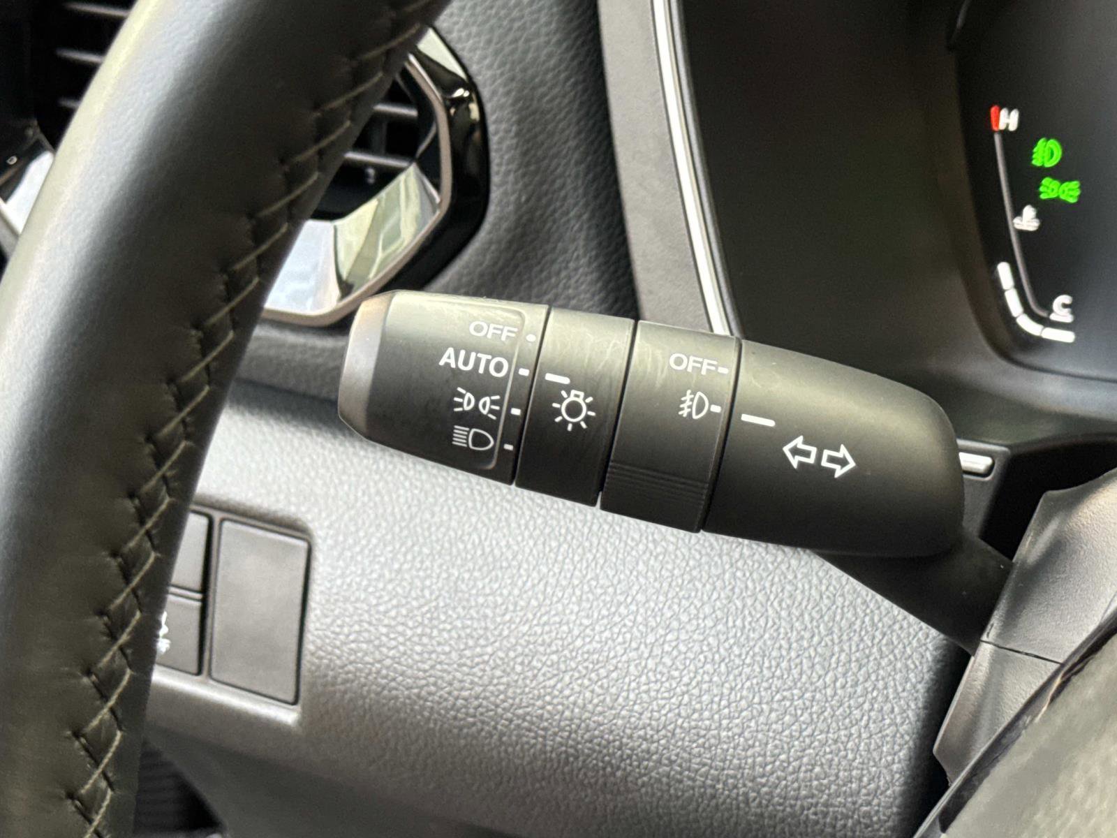 Used 2024 Honda Pilot Elite image 9