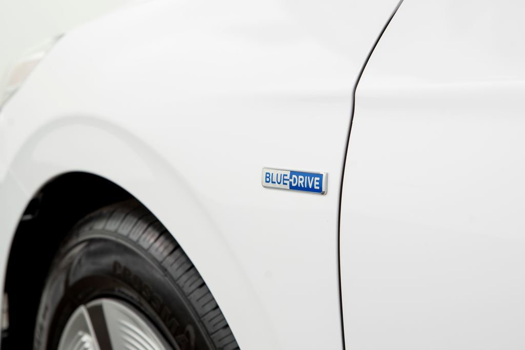 Used 2018 Hyundai Ioniq Blue image 6