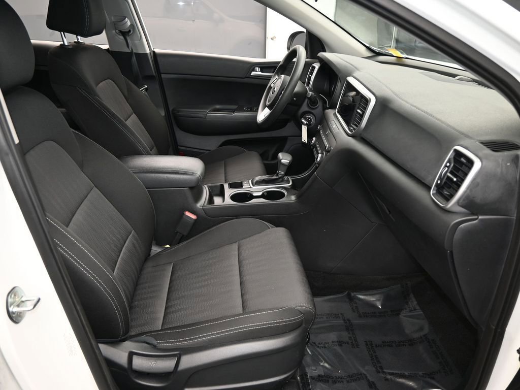 Used 2022 Kia Sportage LX image 37