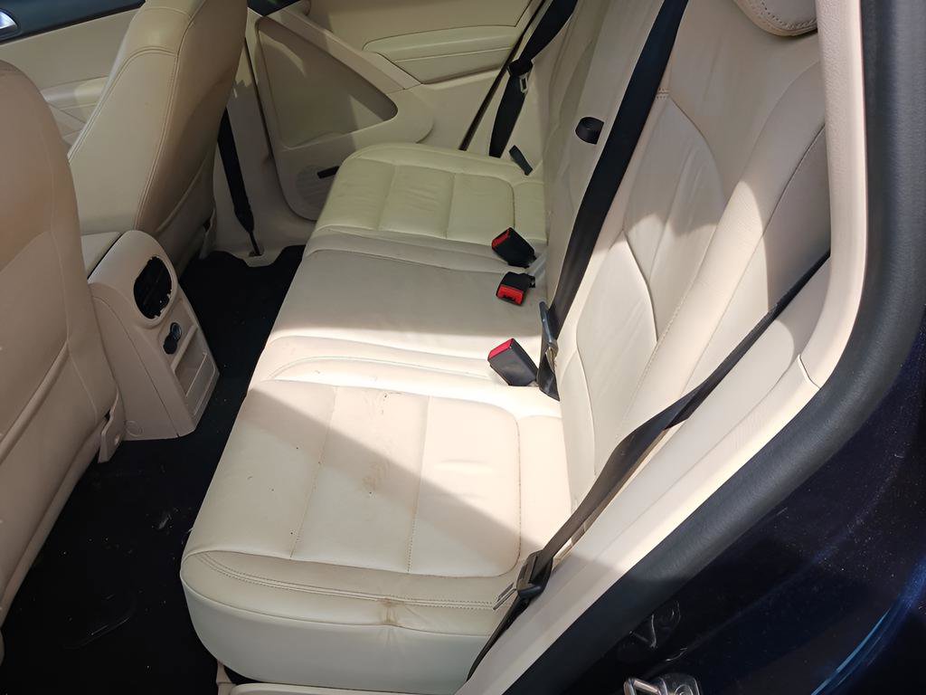 Used 2016 Volkswagen Tiguan R-Line image 6