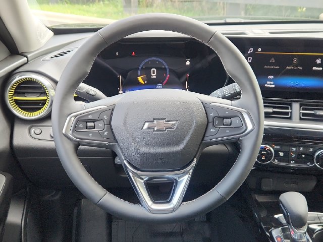 New 2026 Chevrolet Trax ACTIV w/ Sunroof Package FWD image 21