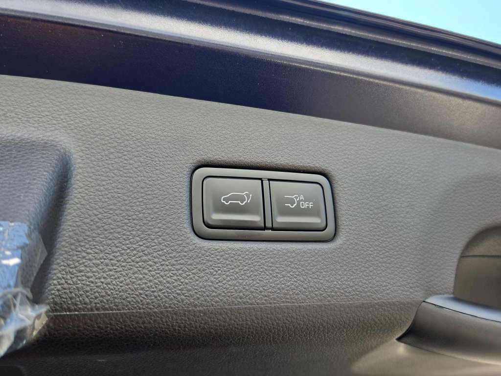 New 2027 Kia Carnival EX FWD image 11