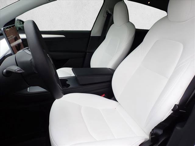 Used 2023 Tesla Model Y Performance AWD/4WD image 9