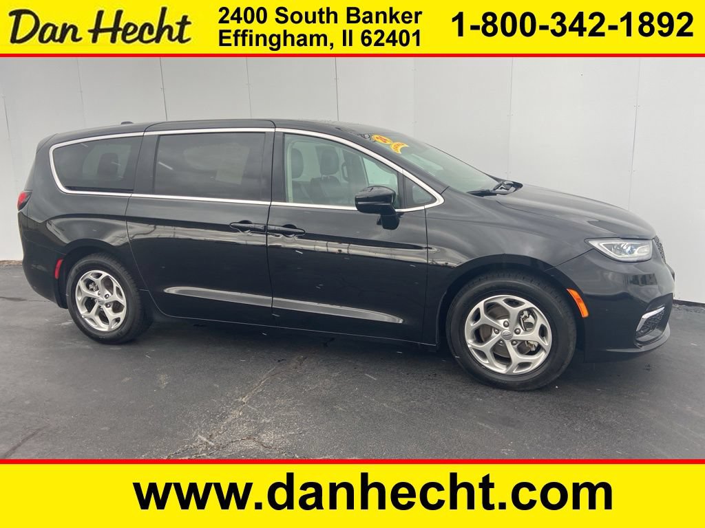 Used 2024 Chrysler Pacifica Limited