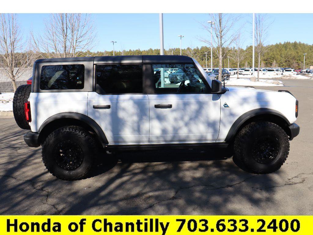 Used 2022 Ford Bronco Black Diamond image 8