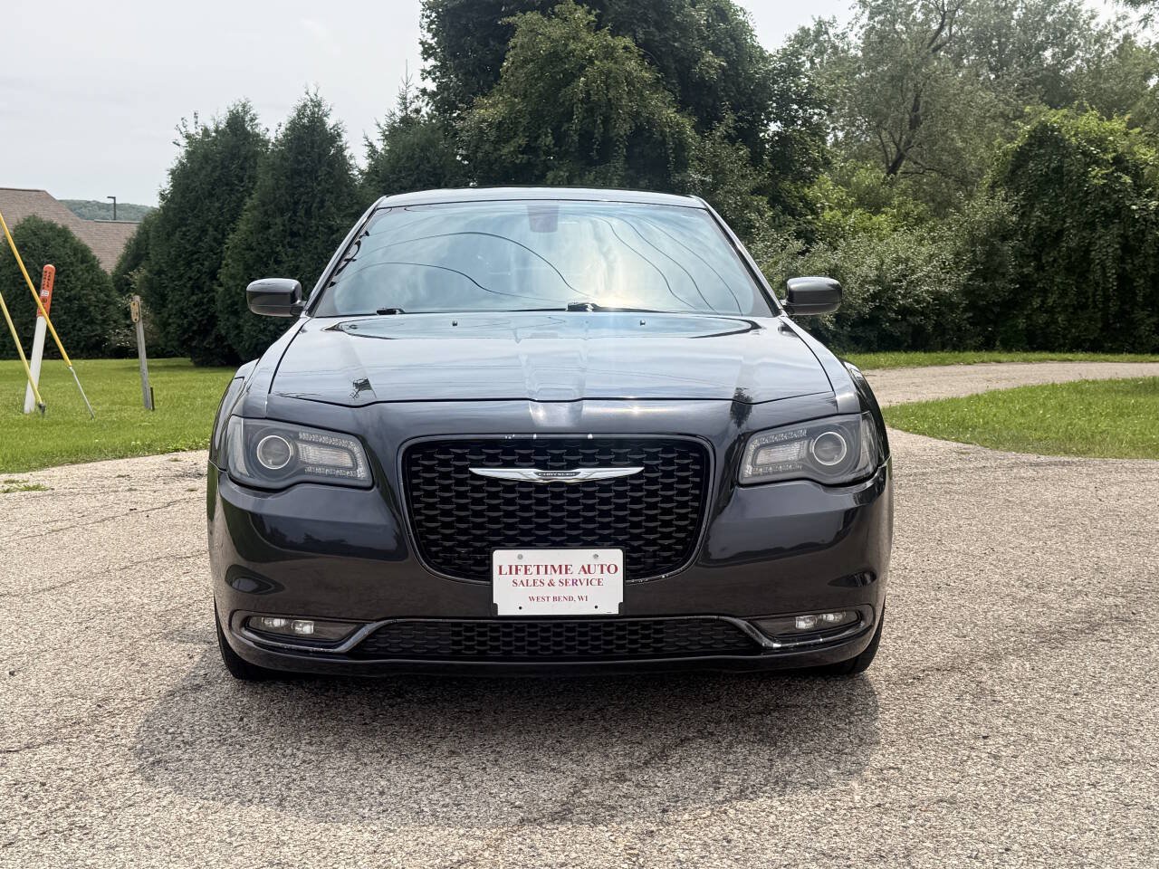 Used 2018 Chrysler 300 S AWD/4WD image 8