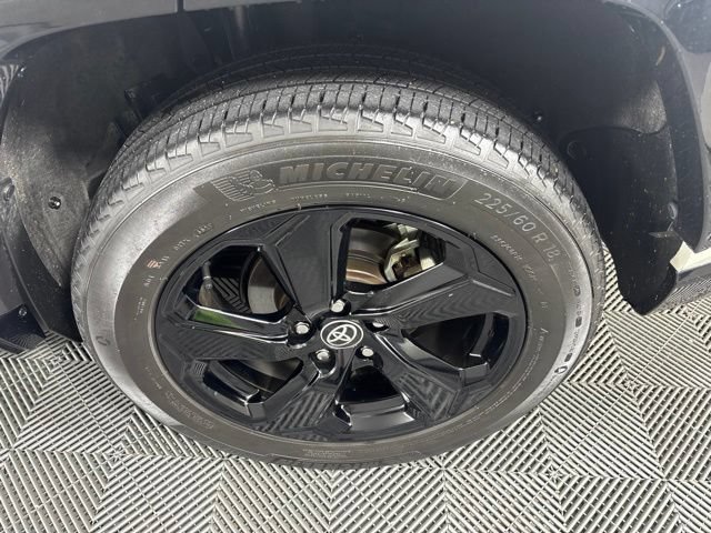Used 2021 Toyota RAV4 XSE AWD/4WD image 46