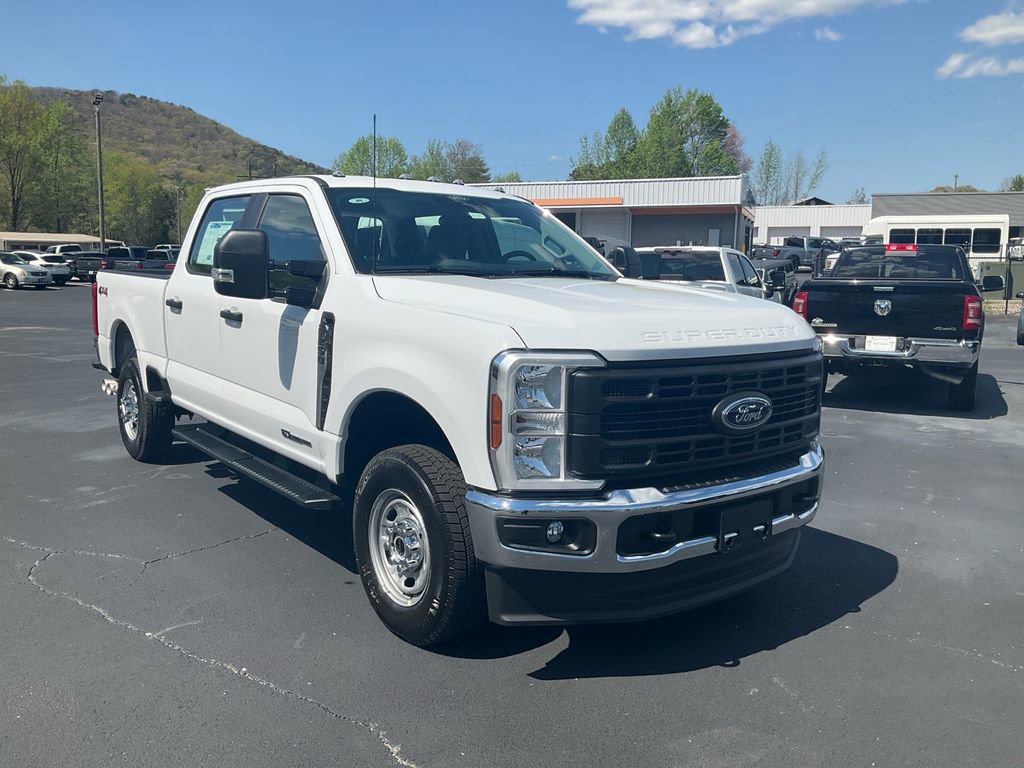 New 2026 Ford F250 XL AWD/4WD image 3