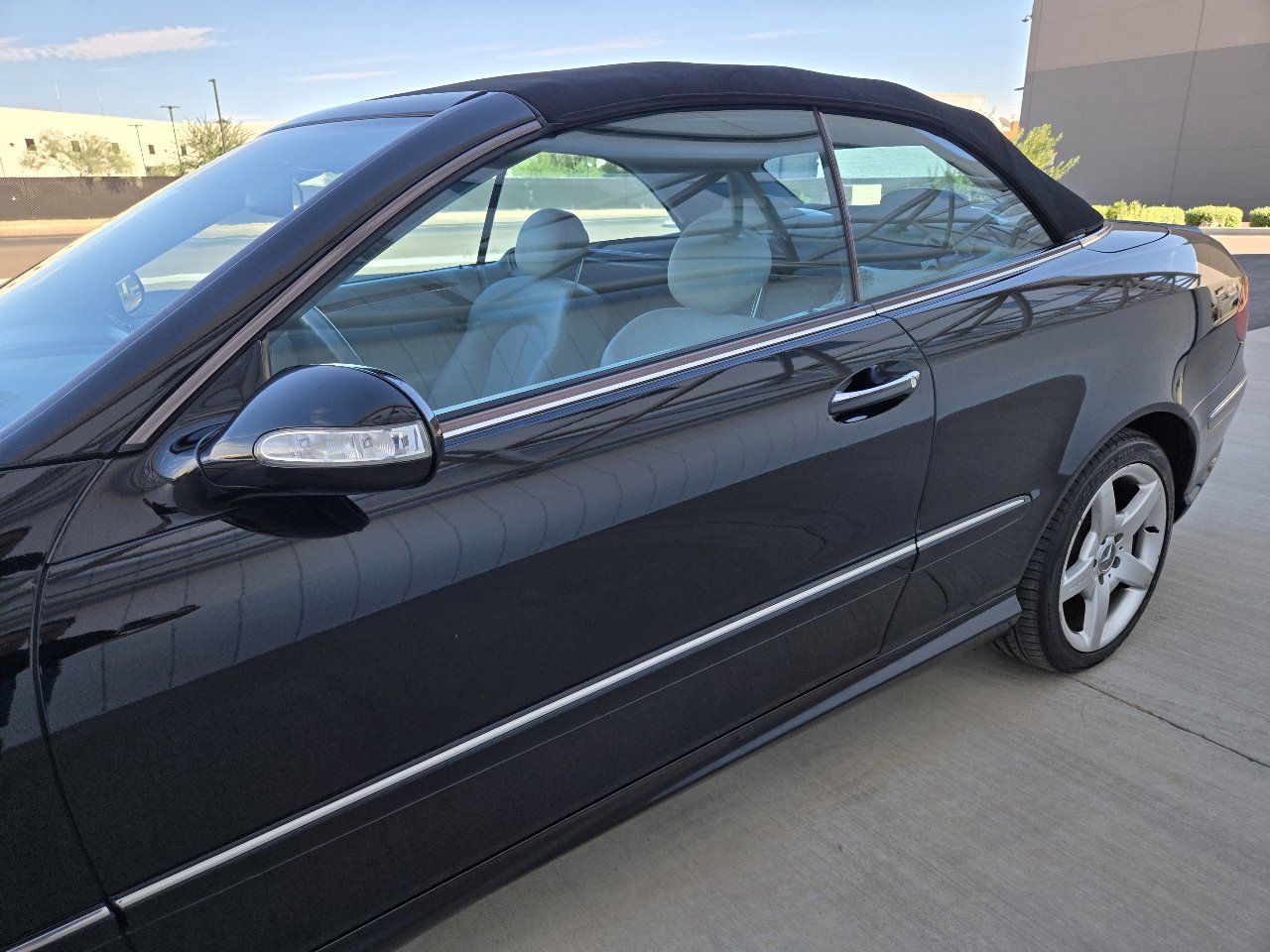 Used 2005 Mercedes-Benz CLK 500 Cabriolet image 20