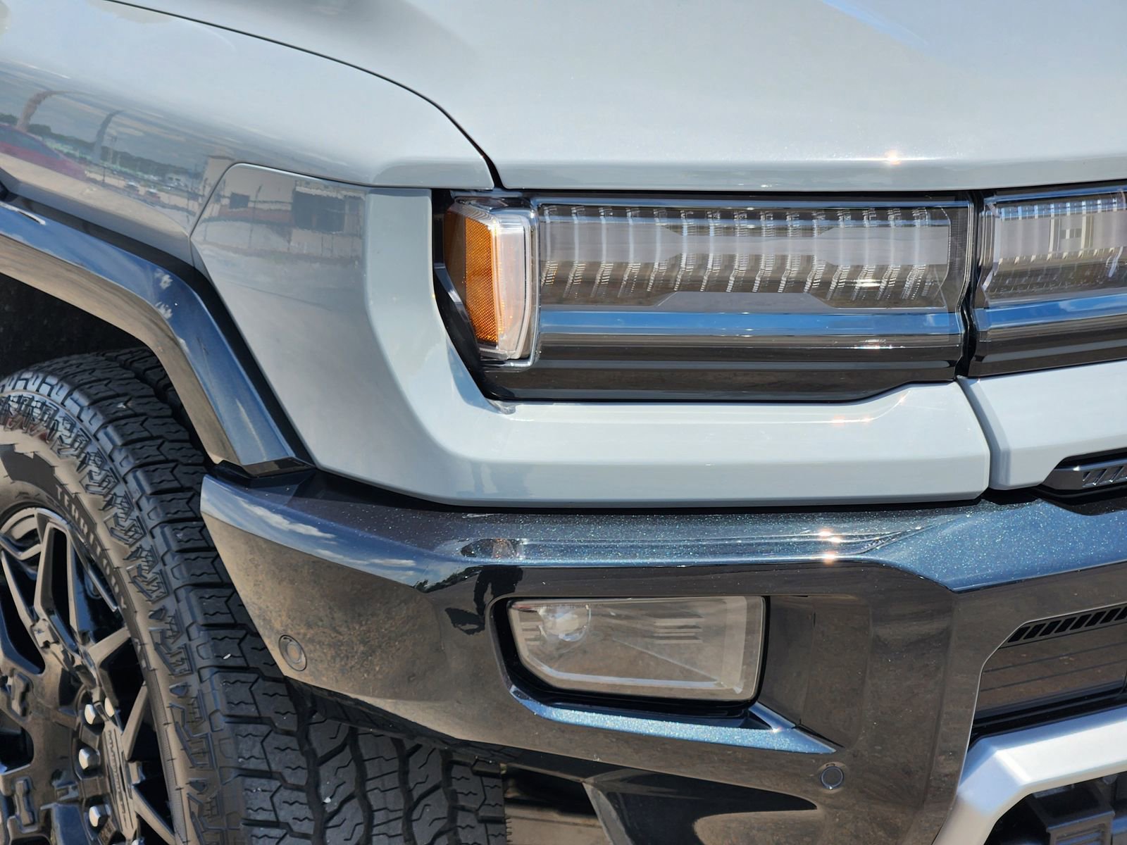 New 2025 GMC Hummer EV 2X image 10