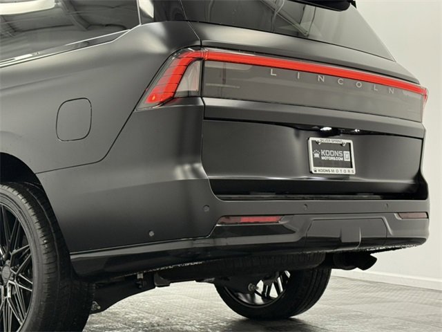 New 2025 Lincoln Navigator Black Label image 21