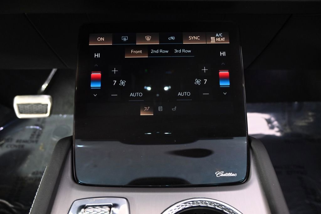 New 2026 Cadillac Vistiq Sport w/ LPO, Floor Liner Package image 32