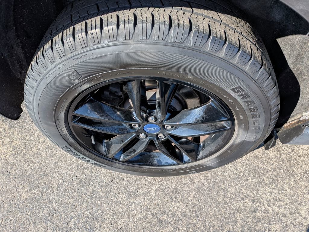 Used 2015 Ford Edge SEL w/ Equipment Group 201A image 10