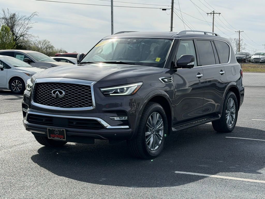 Used 2024 INFINITI QX80 Luxe image 9
