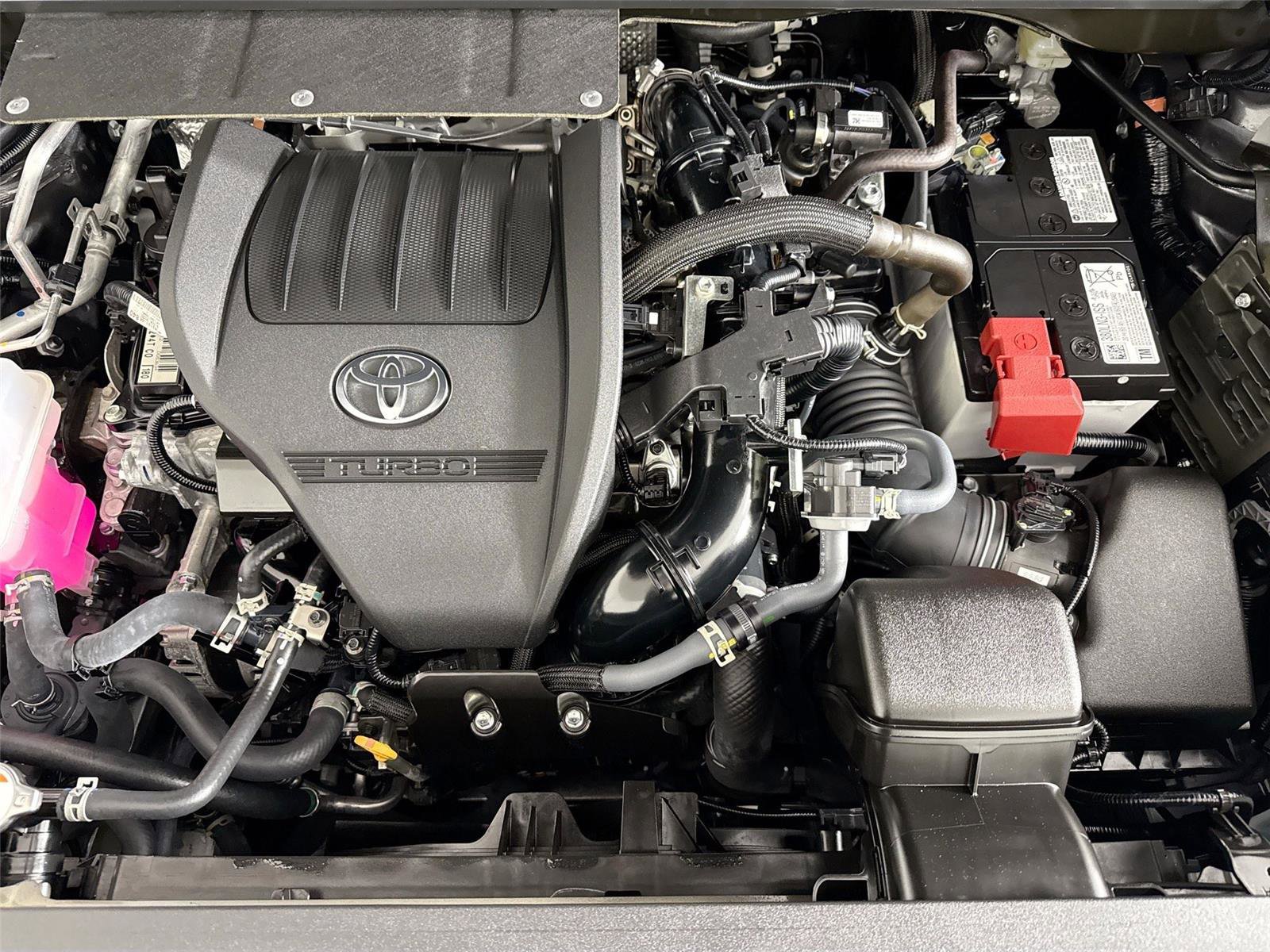 Certified 2025 Toyota Highlander Platinum image 47