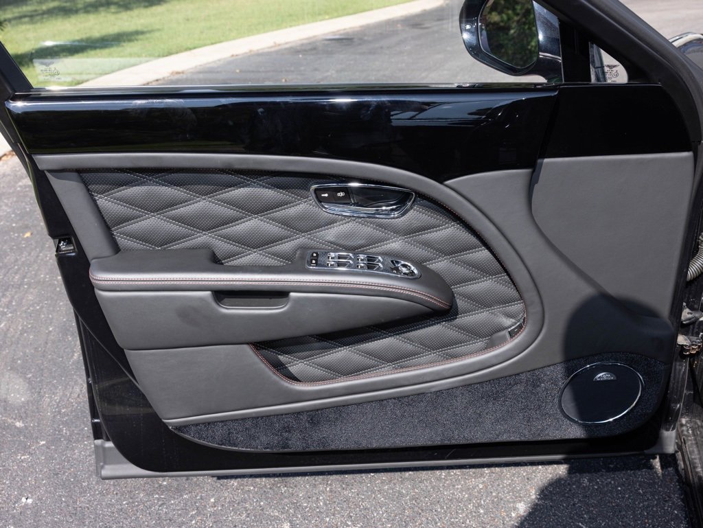 Used 2019 Bentley Mulsanne image 20