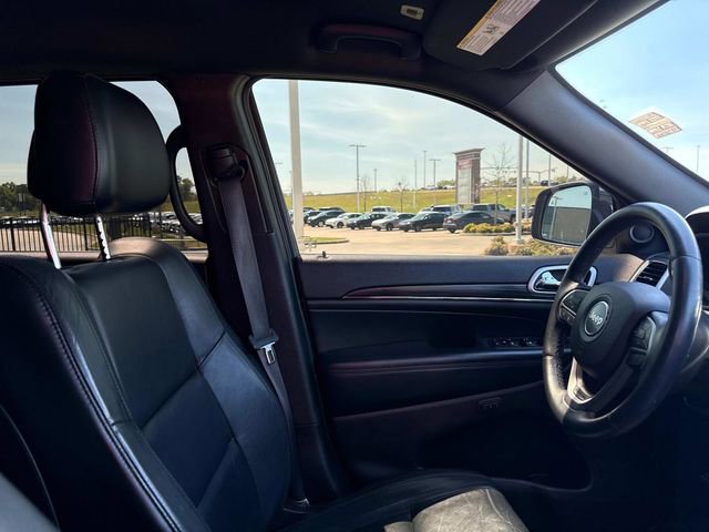 Used 2019 Jeep Grand Cherokee Limited image 16