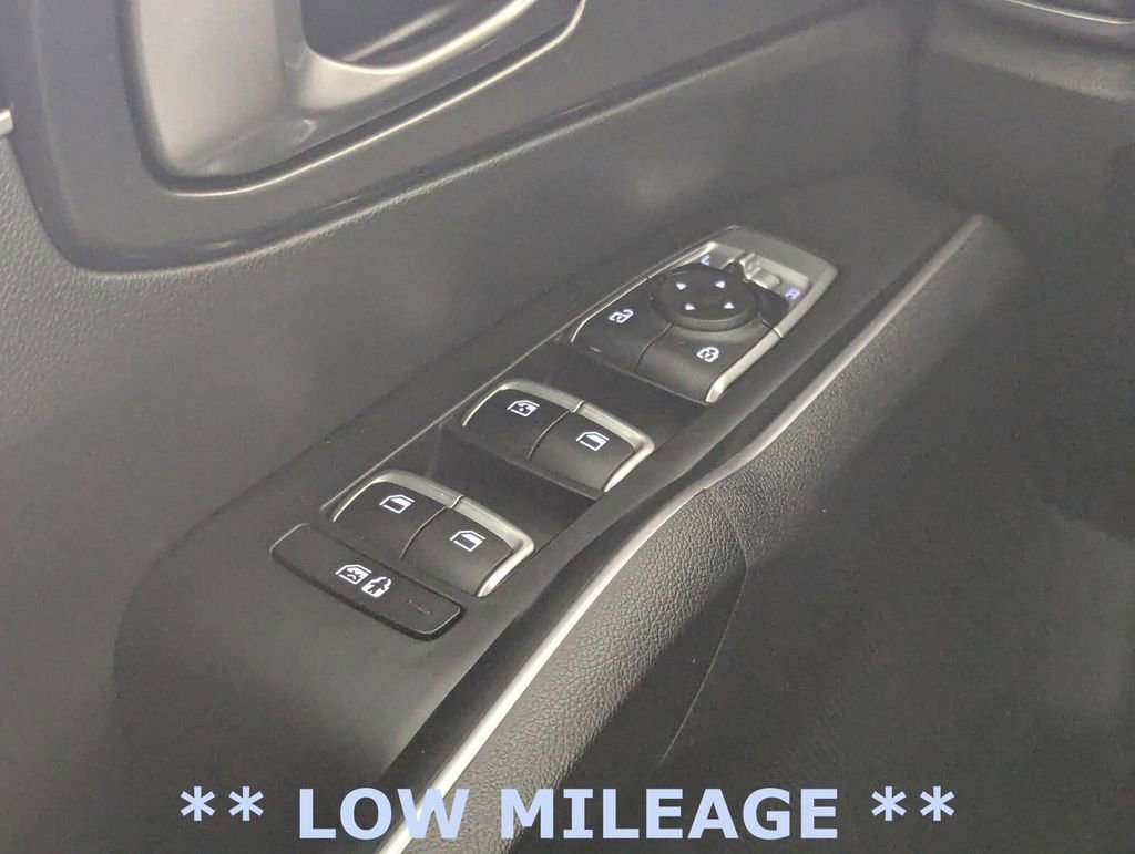 Used 2023 Kia Sorento LX FWD image 15
