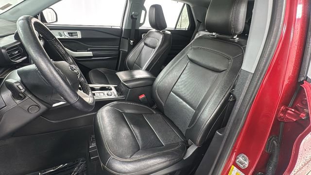 Used 2022 Ford Explorer Limited w/ Class IV Trailer Tow Package AWD/4WD image 10