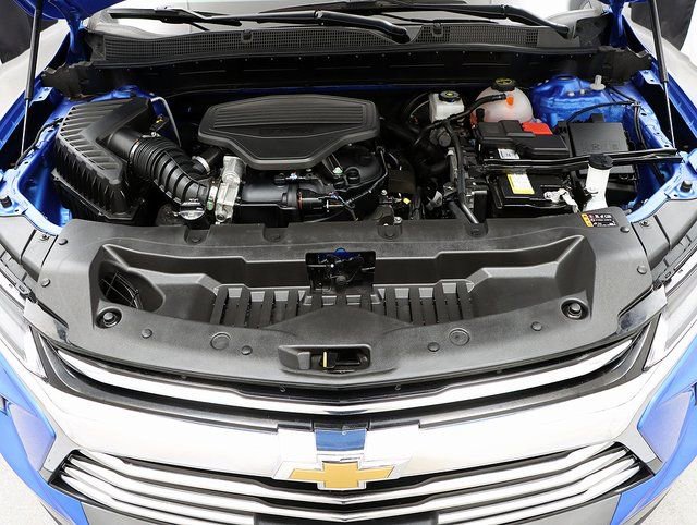 Used 2024 Chevrolet Blazer Premier w/ Safety Plus Package AWD/4WD image 30