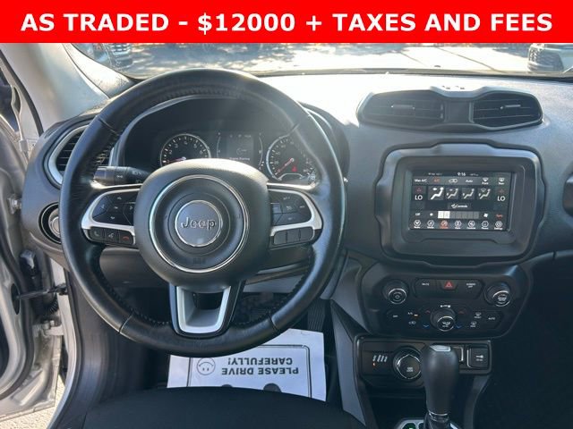 Used 2018 Jeep Renegade Latitude w/ Cold Weather Group image 17