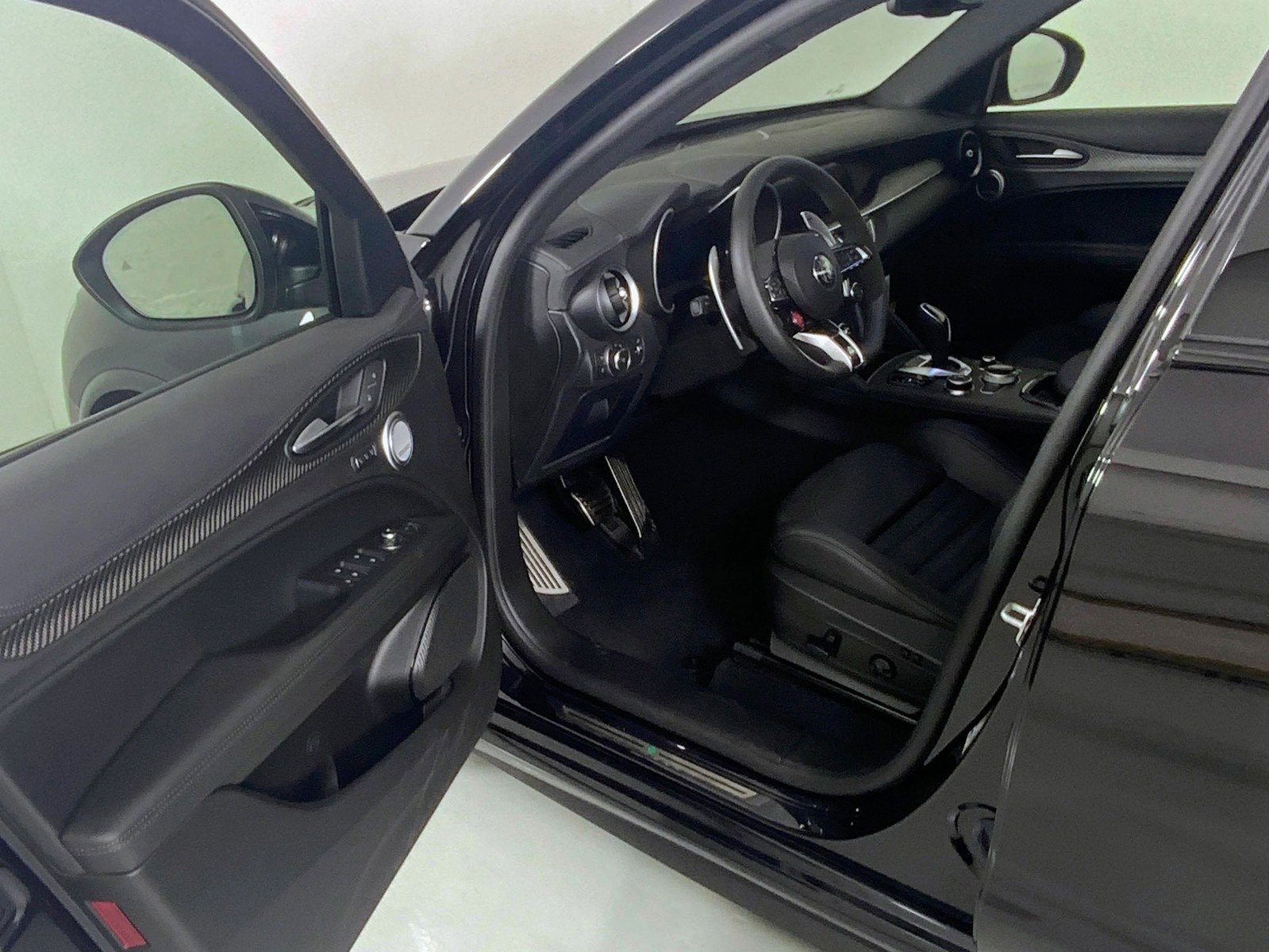 Used 2024 Alfa Romeo Stelvio Quadrifoglio w/ Active Assist Plus Package image 14