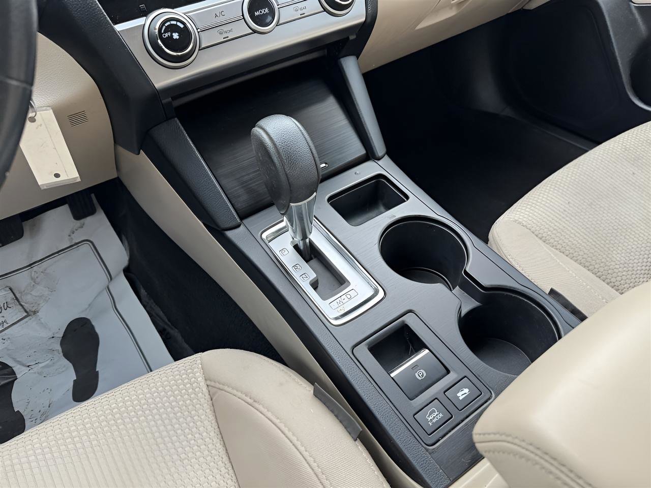 Used 2017 Subaru Outback 2.5i AWD/4WD image 19