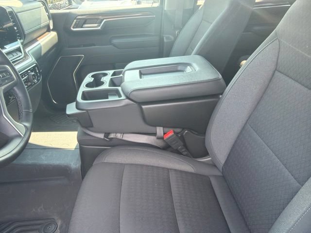 Used 2024 Chevrolet Silverado 1500 LT w/ Z71 Off-Road Package AWD/4WD image 8