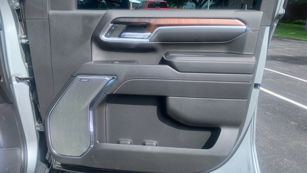 Used 2024 GMC Sierra 2500 Denali w/ Denali Reserve Package image 9