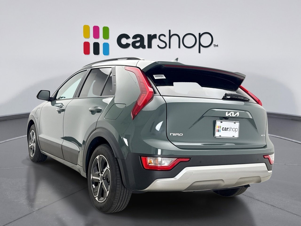 Used 2024 Kia Niro EX w/ EX Cold Weather Package image 3