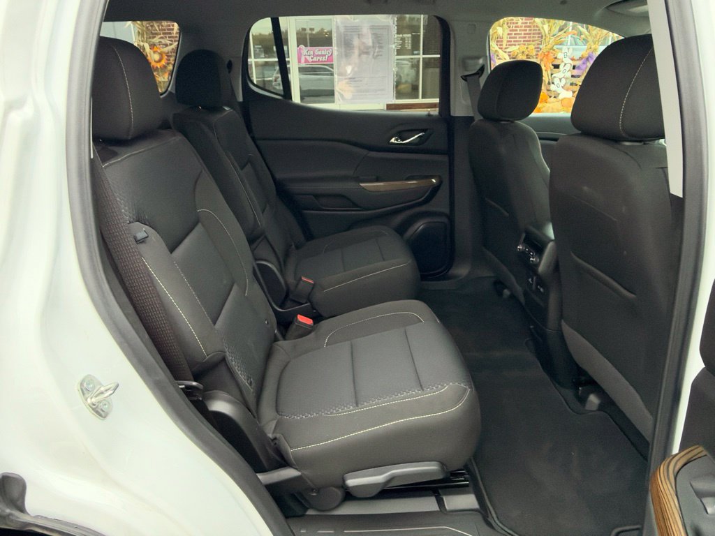 Certified 2023 GMC Acadia SLE w/ Driver Convenience Package FWD image 46