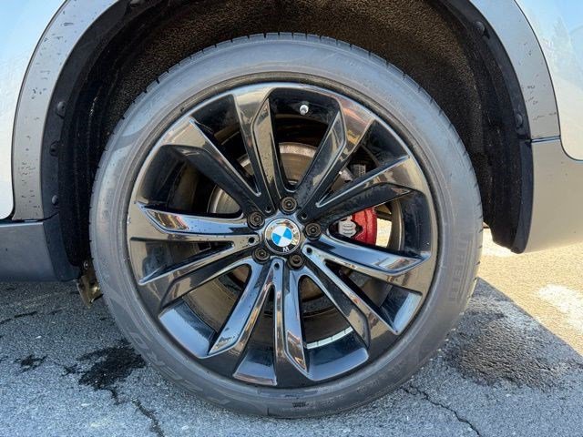 Used 2019 BMW X6 xDrive35i w/ Premium Package image 26