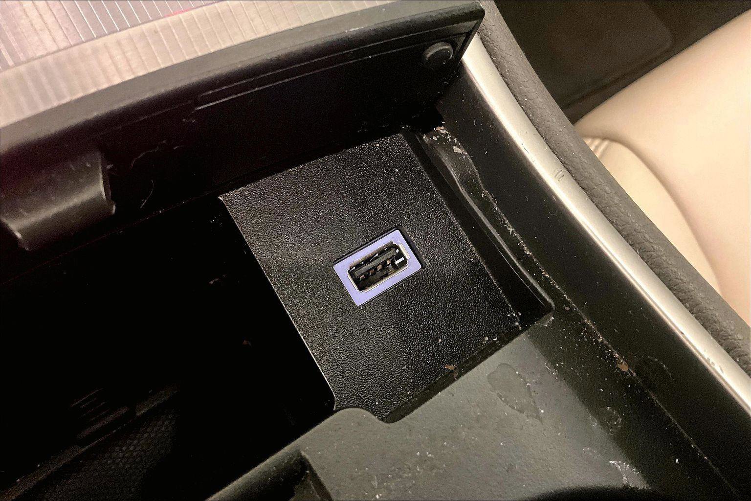 Used 2019 Lincoln MKZ Reserve image 31