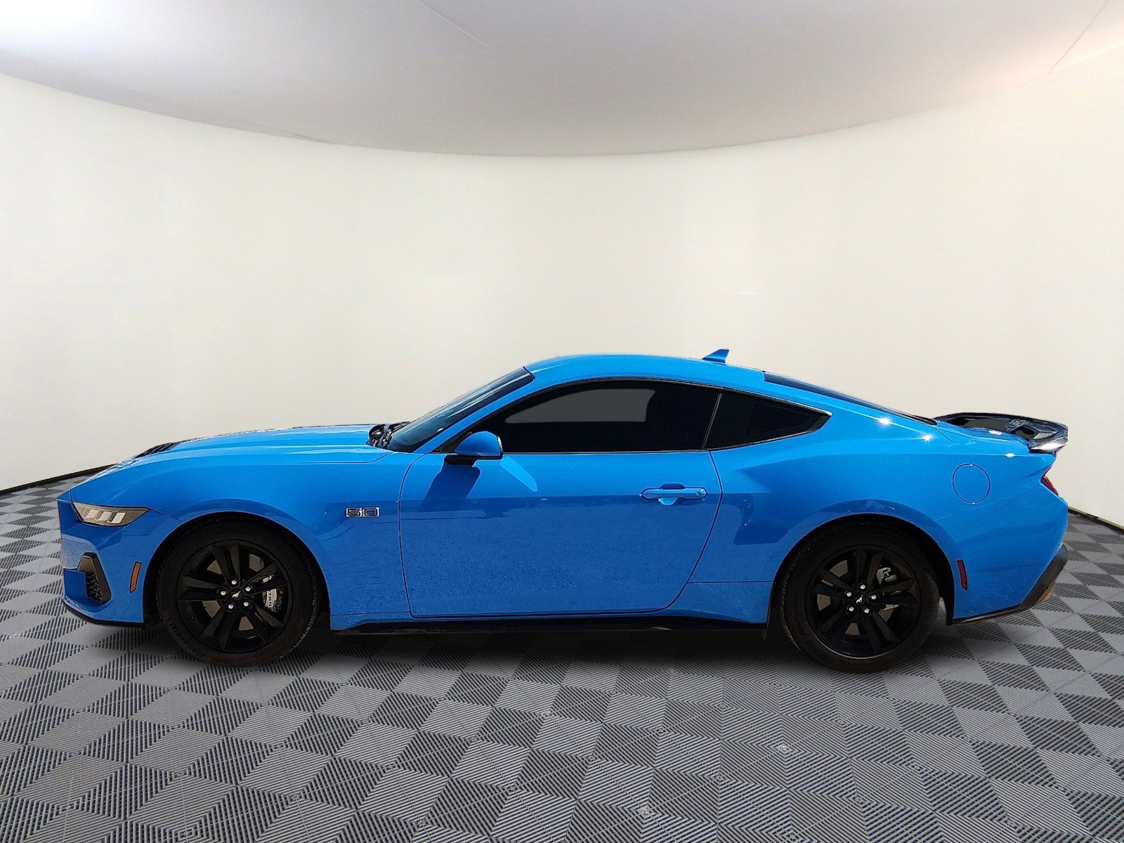 Used 2024 Ford Mustang GT image 2
