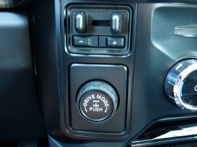 New 2026 Ford F350 Lariat image 15