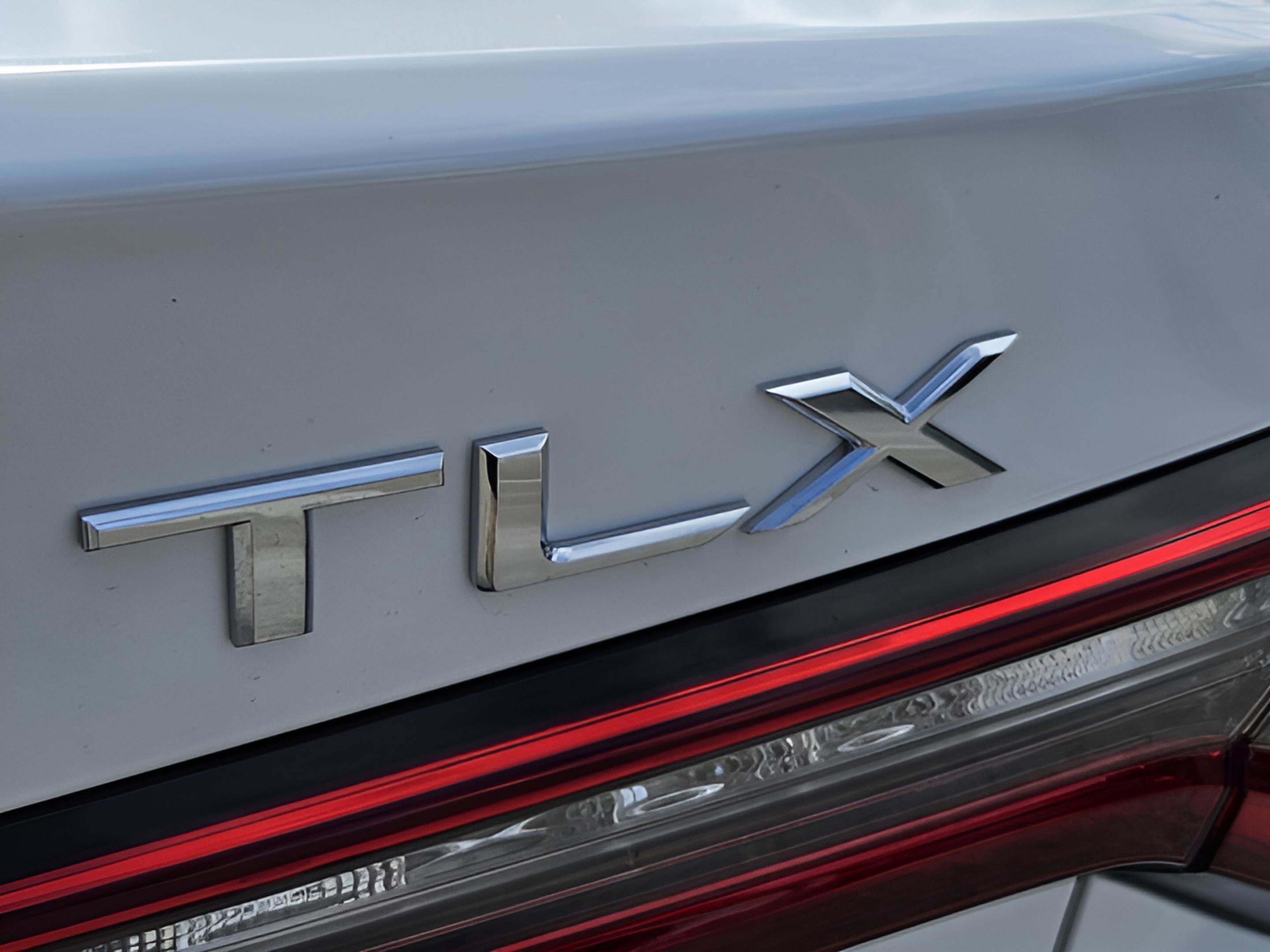 New 2025 Acura TLX w/ Technology Package FWD image 32