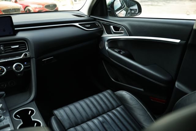 Used 2022 Genesis G70 2.0T w/ Prestige Package image 29