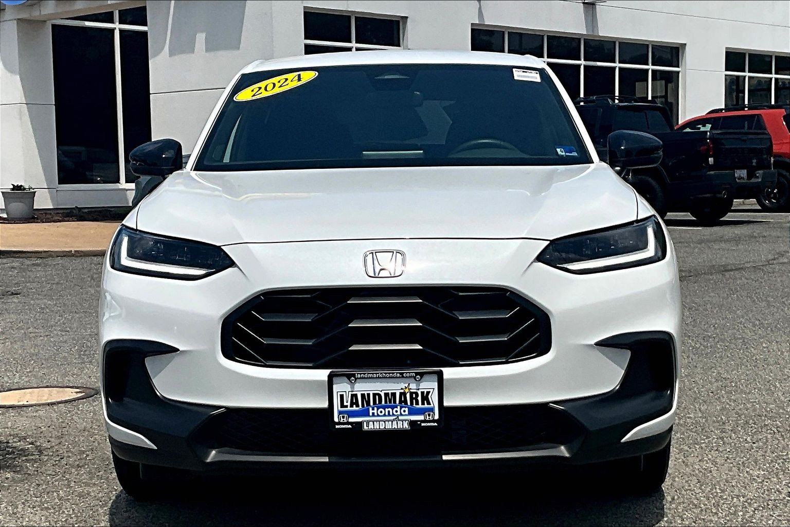 Used 2024 Honda HR-V Sport image 3