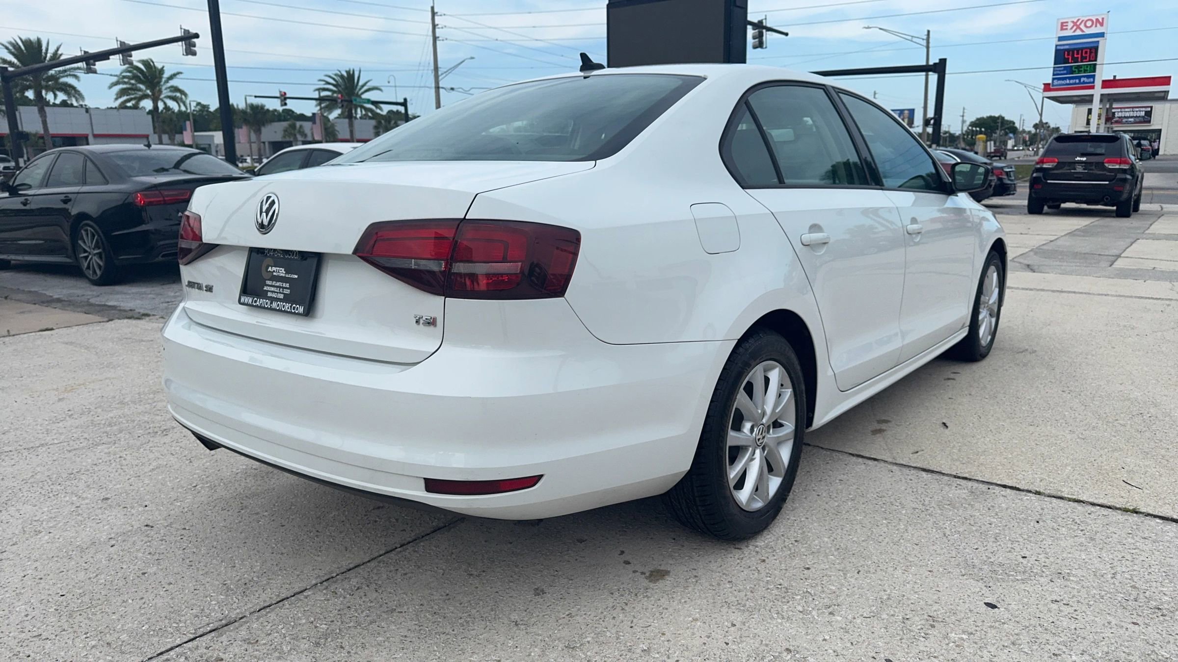 Used 2016 Volkswagen Jetta SE FWD image 5