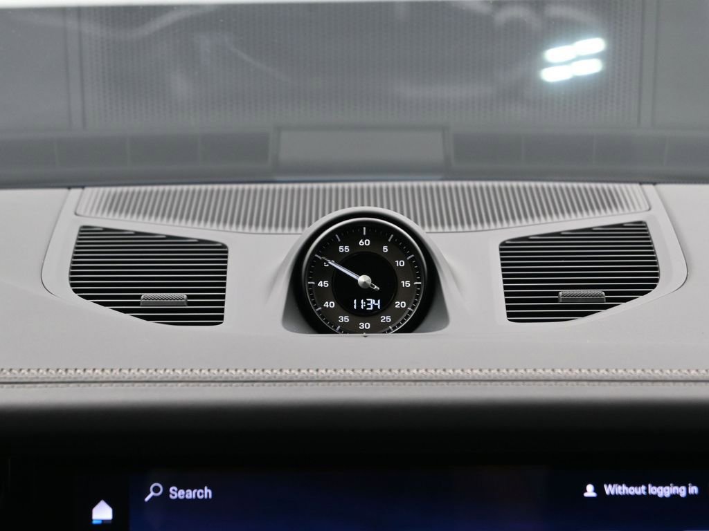 New 2026 Porsche Cayenne Turbo image 24