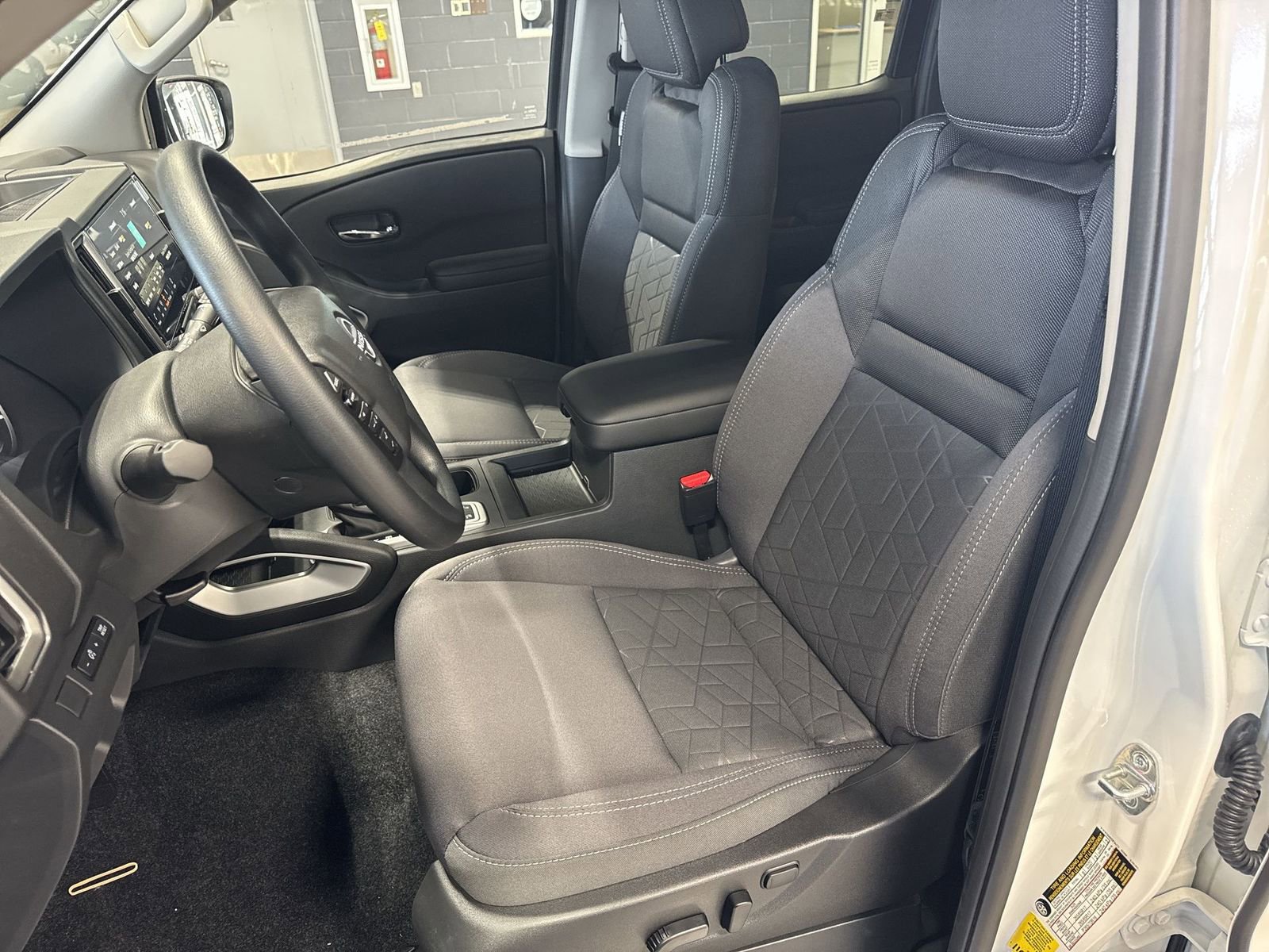 New 2026 Nissan Frontier SV w/ Tow Package image 23